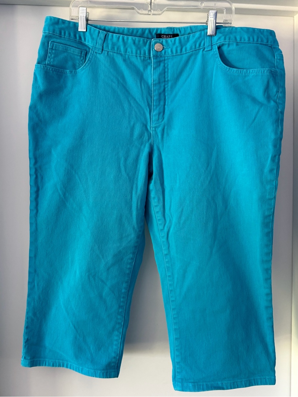 Chaps brand Turquoise Cropped Jeans